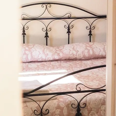 Le Mura Bed & Breakfast 2*